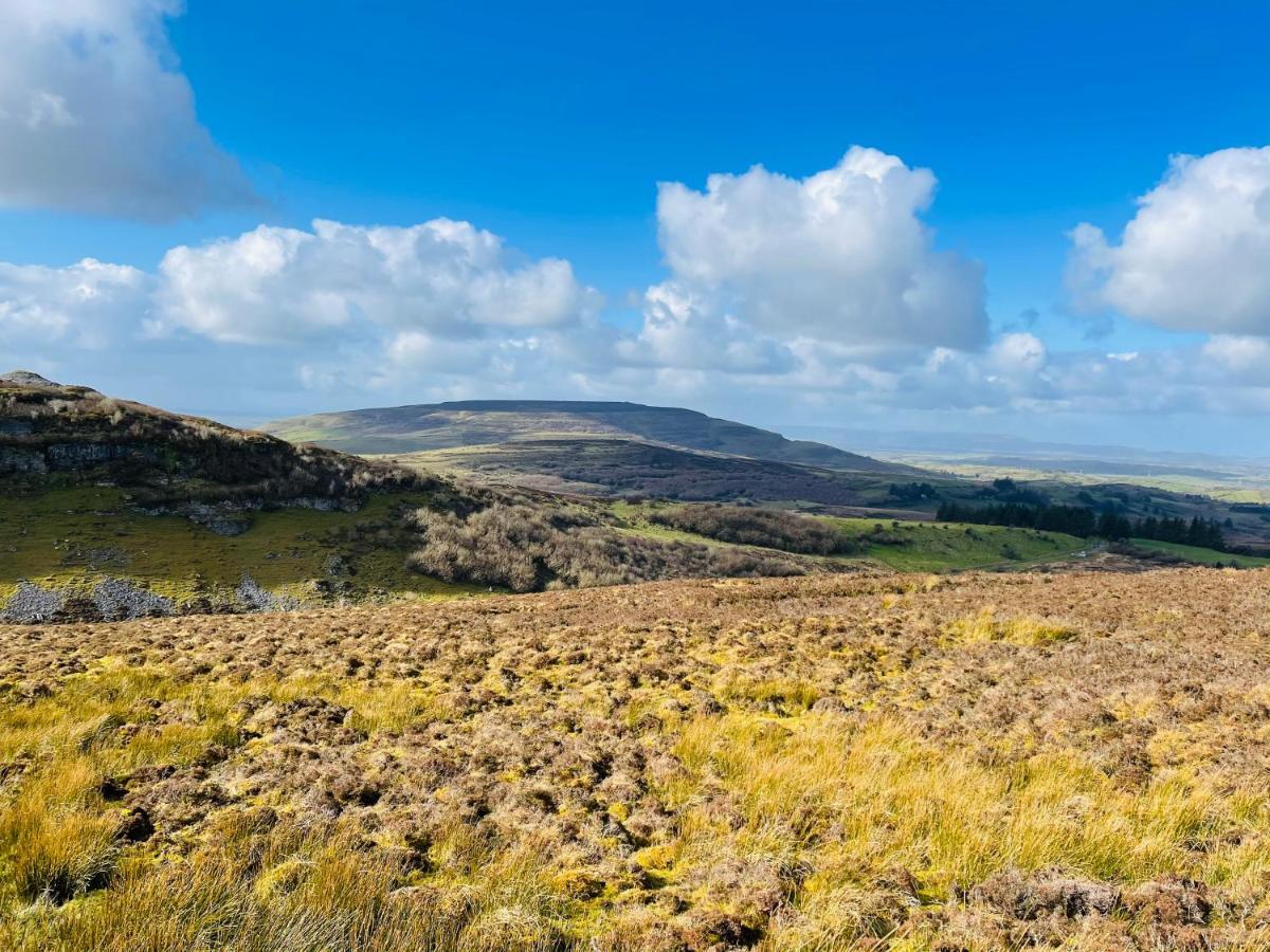 Kathleen'S Carrowkeel Cottage Sligo Exterior photo